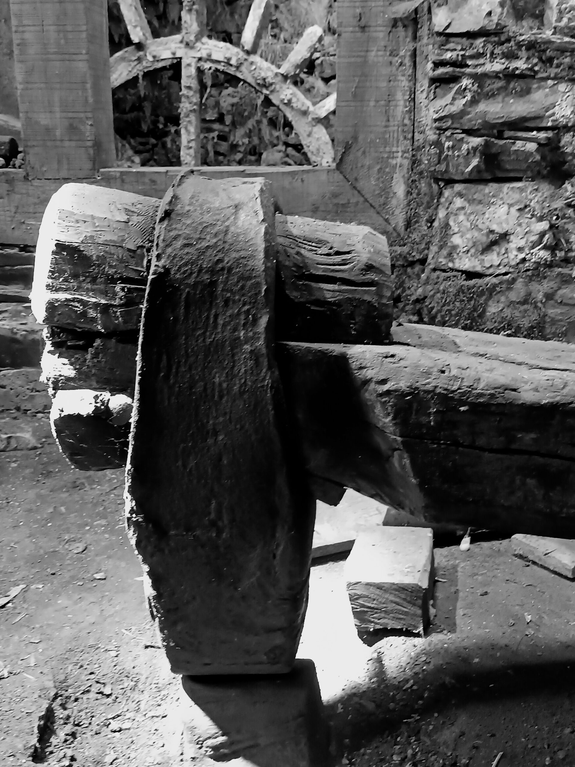 Carbon steel Spanish punal dagger, 17th-18th Century. 